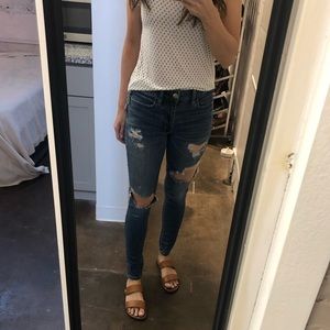 Meet your Posher, Lara